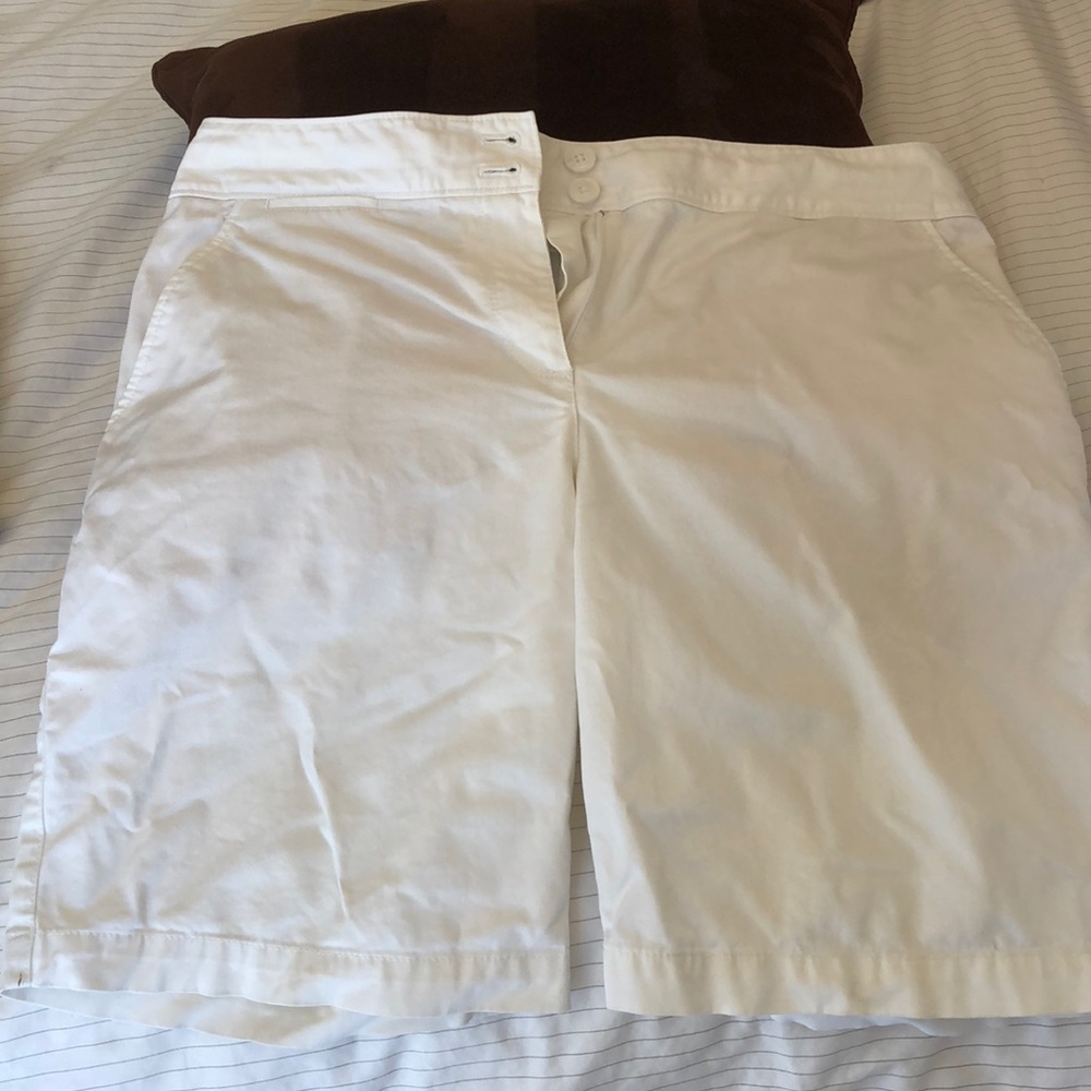 Tommy Bahama shorts